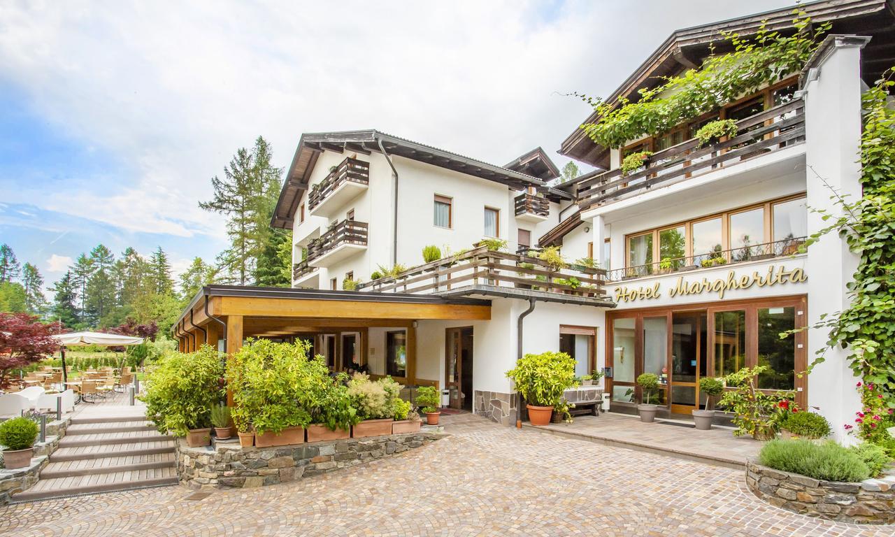 Villa Margherita Tenna エクステリア 写真